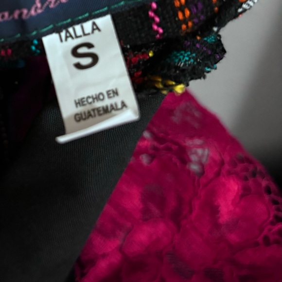 Guatemalan Dress - Picture 8 of 8